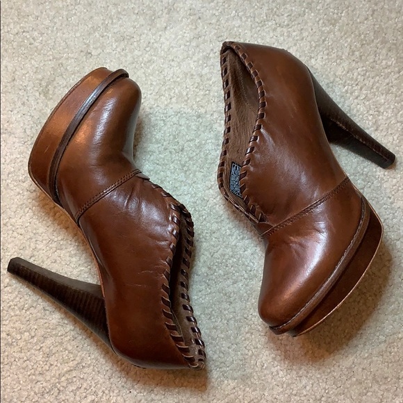 UGG Shoes - UGG Jamison leather platform heels